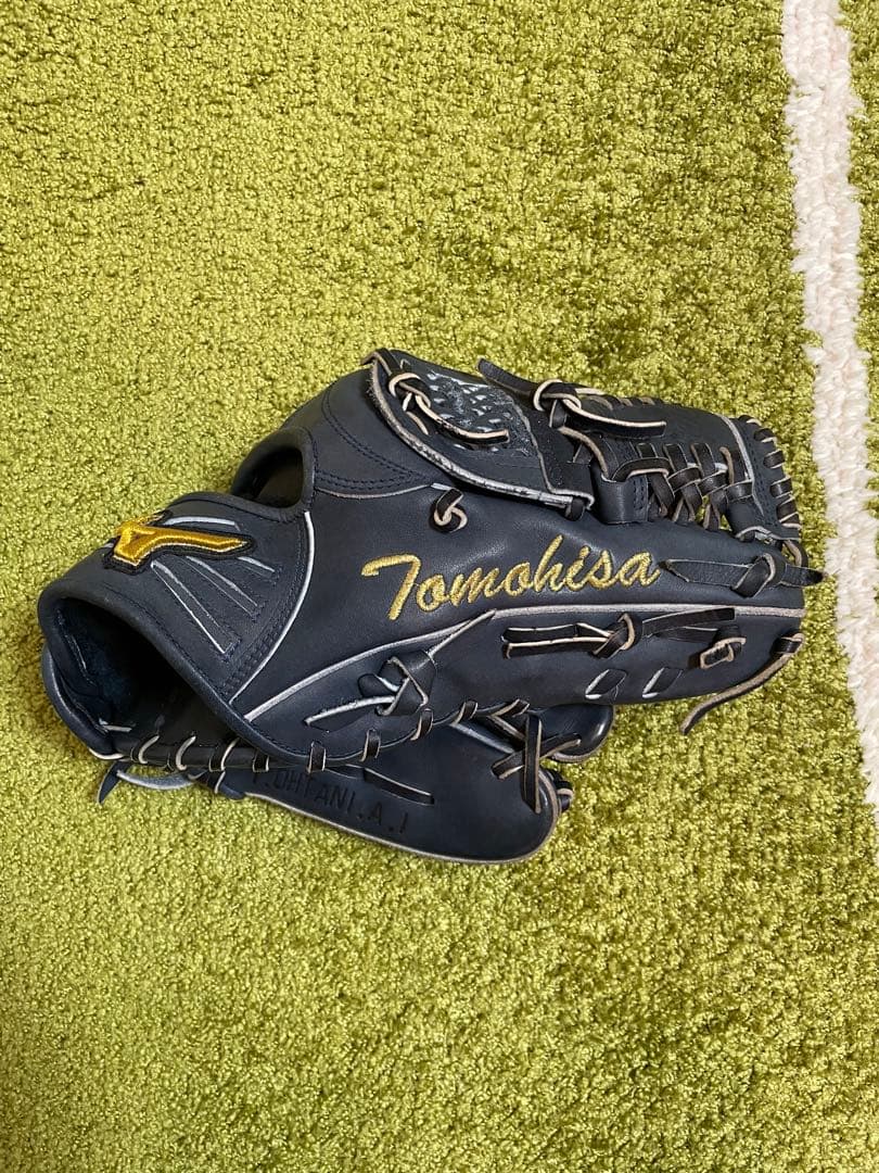 千葉ロッテマリーンズ　大谷智久選手　実使用グローブ