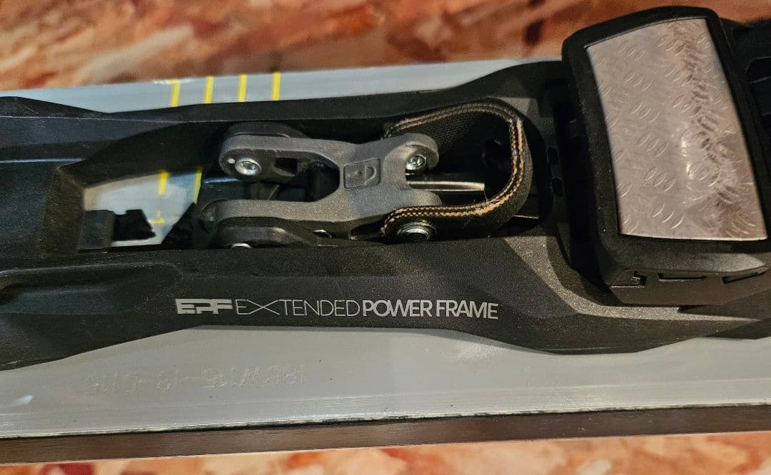 DPS Wailer 112RPC スキー板 186cm Marker F12