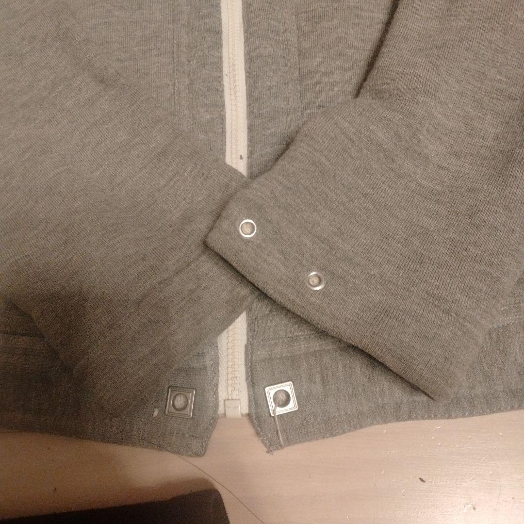 Chanel グレー フード付きパーカー