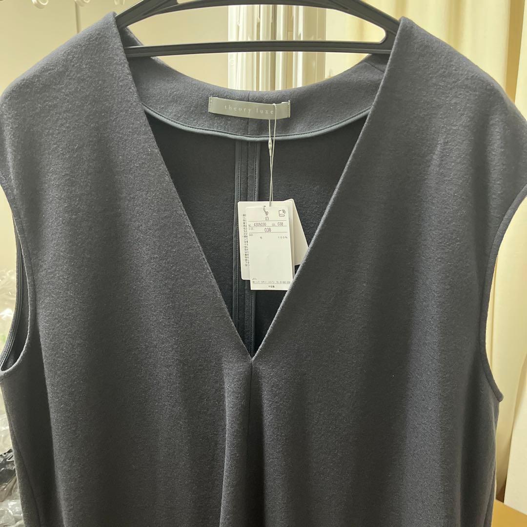 2月まで出品　新品　セール特価80パーオフ　Theory luxe ワンピース