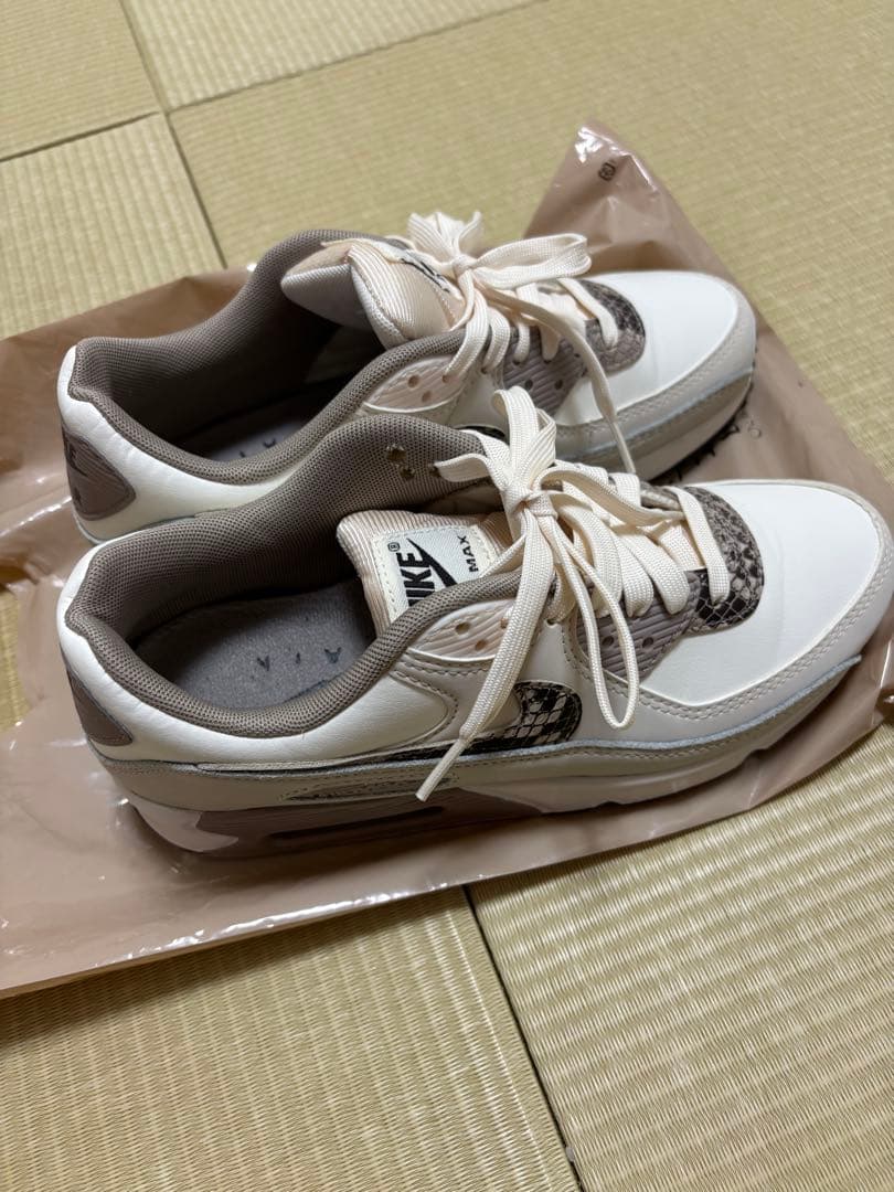 NIKE エアマックス90 AMD2 24.5センチHV4915 100