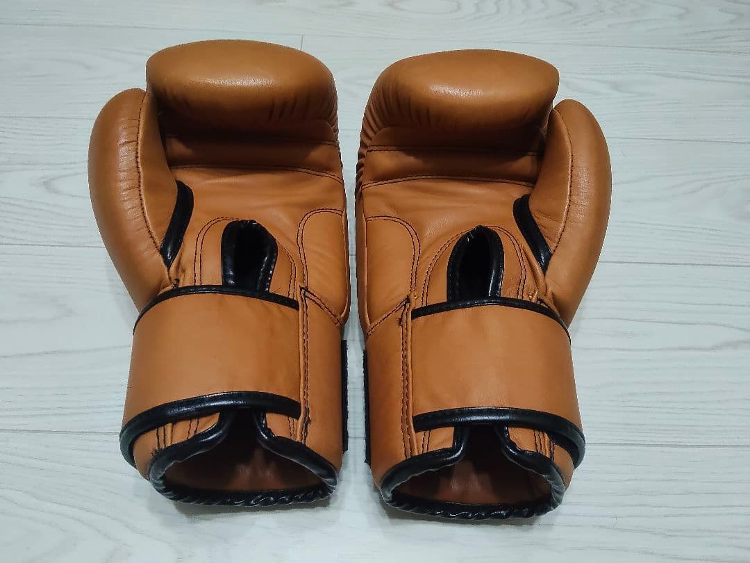 WINDY 16oz グローブ