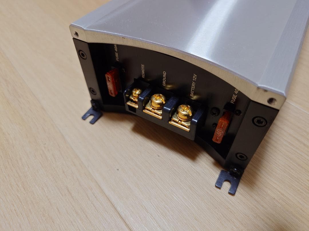 BEWITH Accurate A-100A 　ビーウィズ　安定化電源 美品