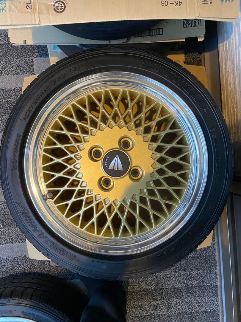 タイヤ・ホイール ENKEI neo classic 92