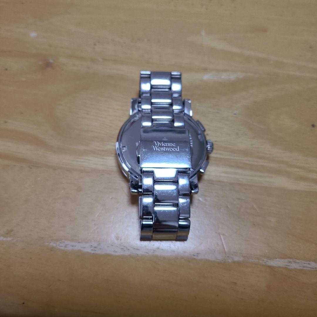 Vivienne Westwood の腕時計です(レディース用)