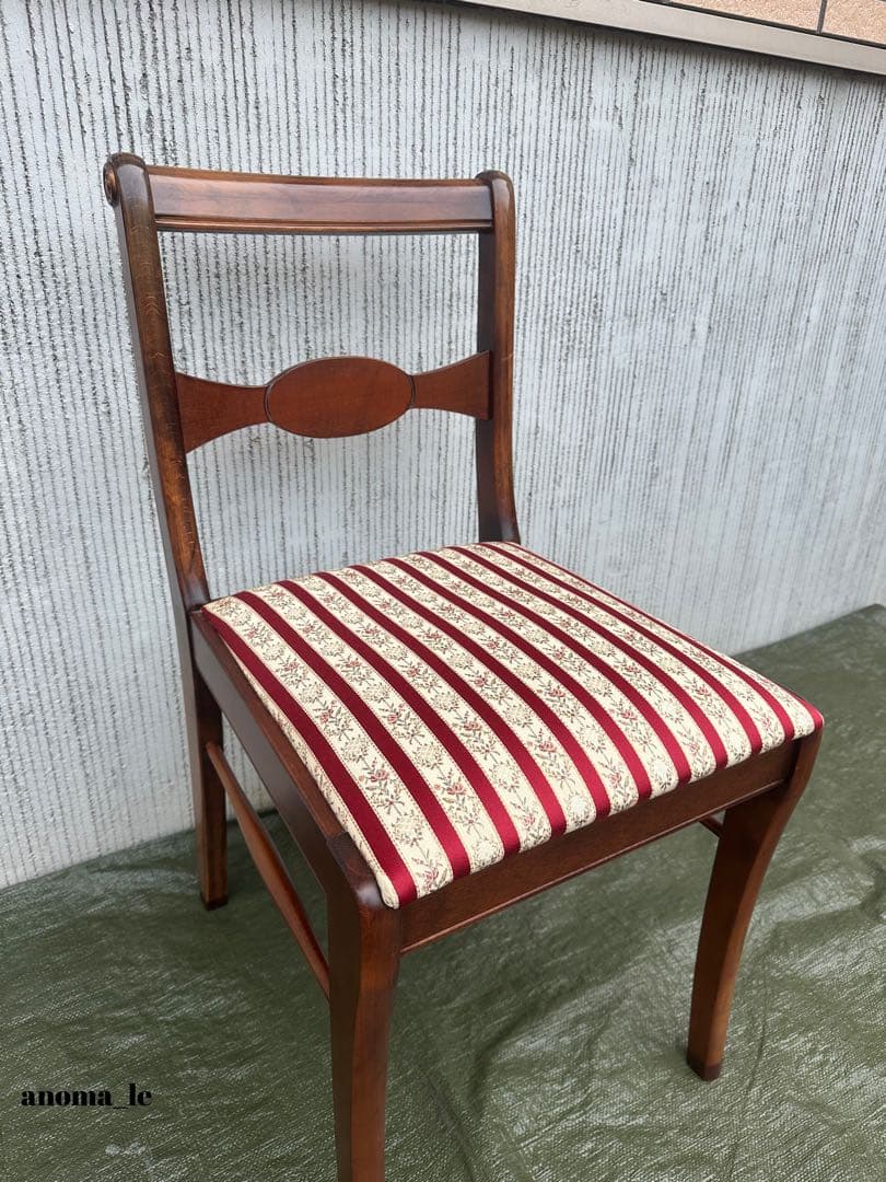 【ダイニングチェア】神戸洋家具　メープル不二家　クラシックモダン◎