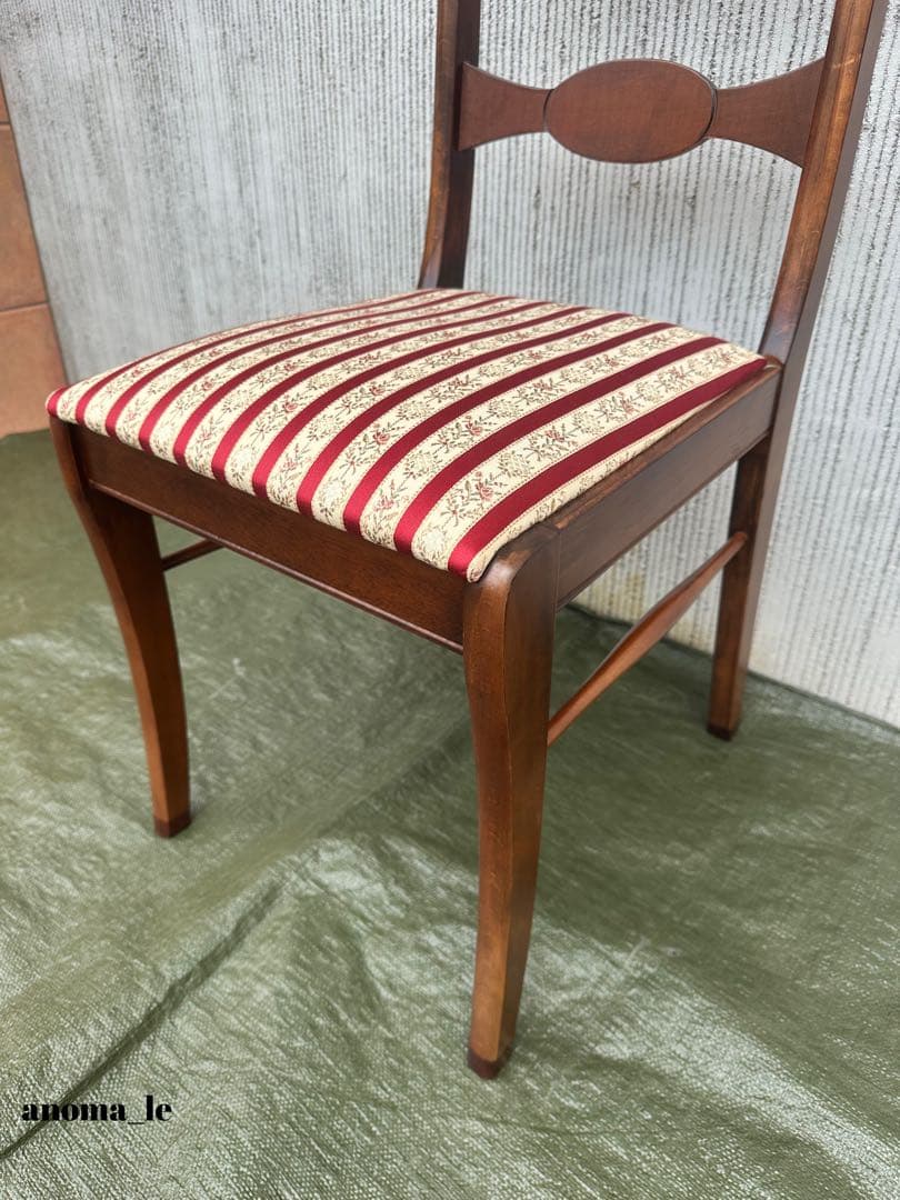 【ダイニングチェア】神戸洋家具　メープル不二家　クラシックモダン◎