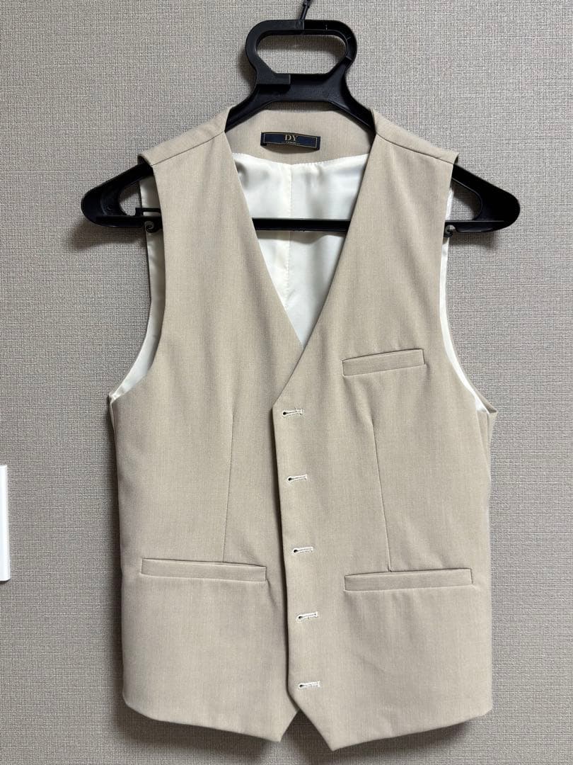 THE URBAN BLANCHE ベージュ タキシード　（TX12）