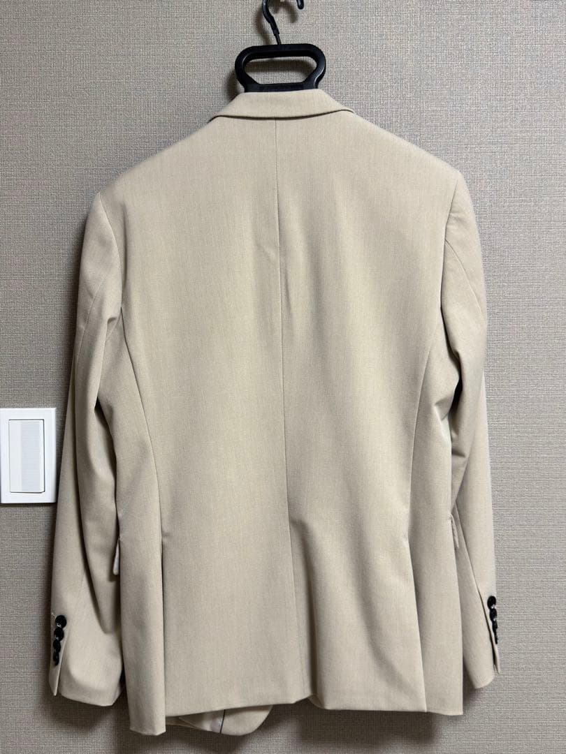 THE URBAN BLANCHE ベージュ タキシード　（TX12）
