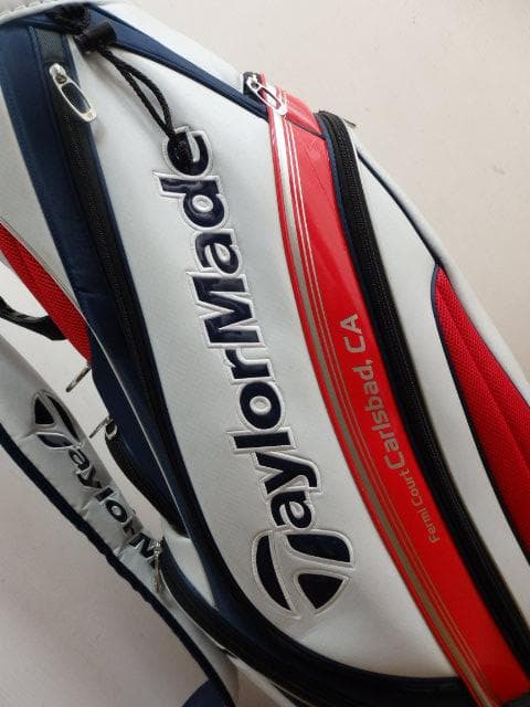 状態良好：人気のテーラーメイドキャディバッグ