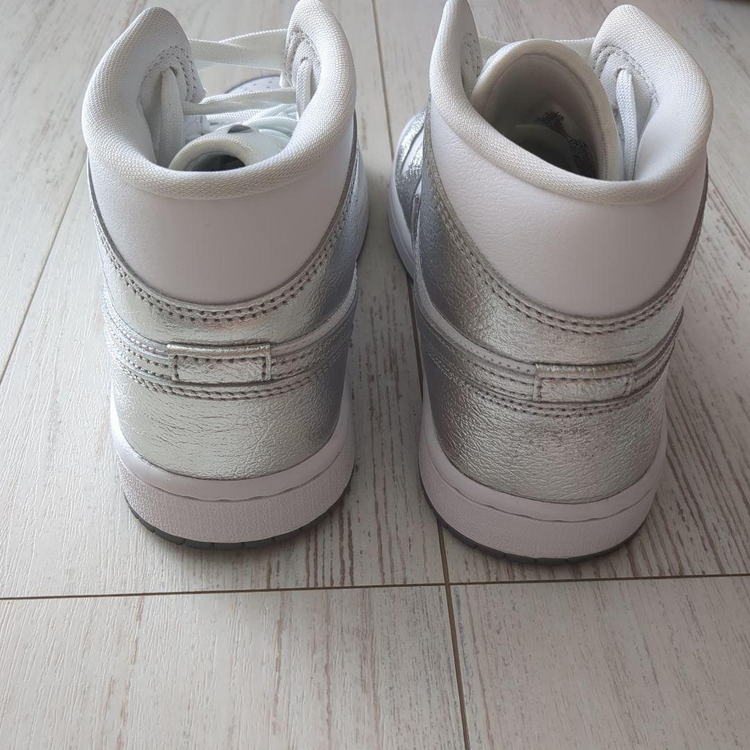 【専用】W AIR JORDAN 1 MID SE　FN5031-100