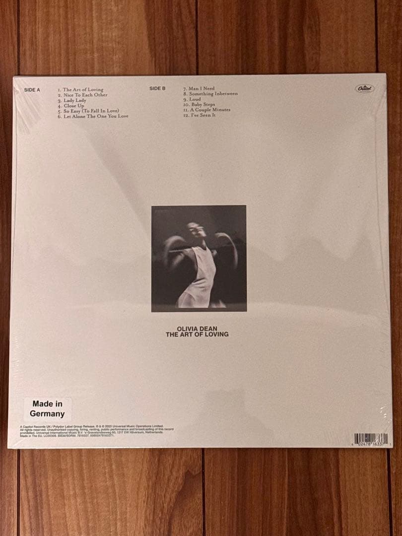 新品 限定カラー Olivia Dean / The Art of Loving