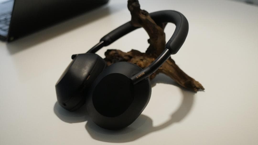 ソニー WH-1000XM5/使用頻度少なめ/動作確認済み/清掃して発送