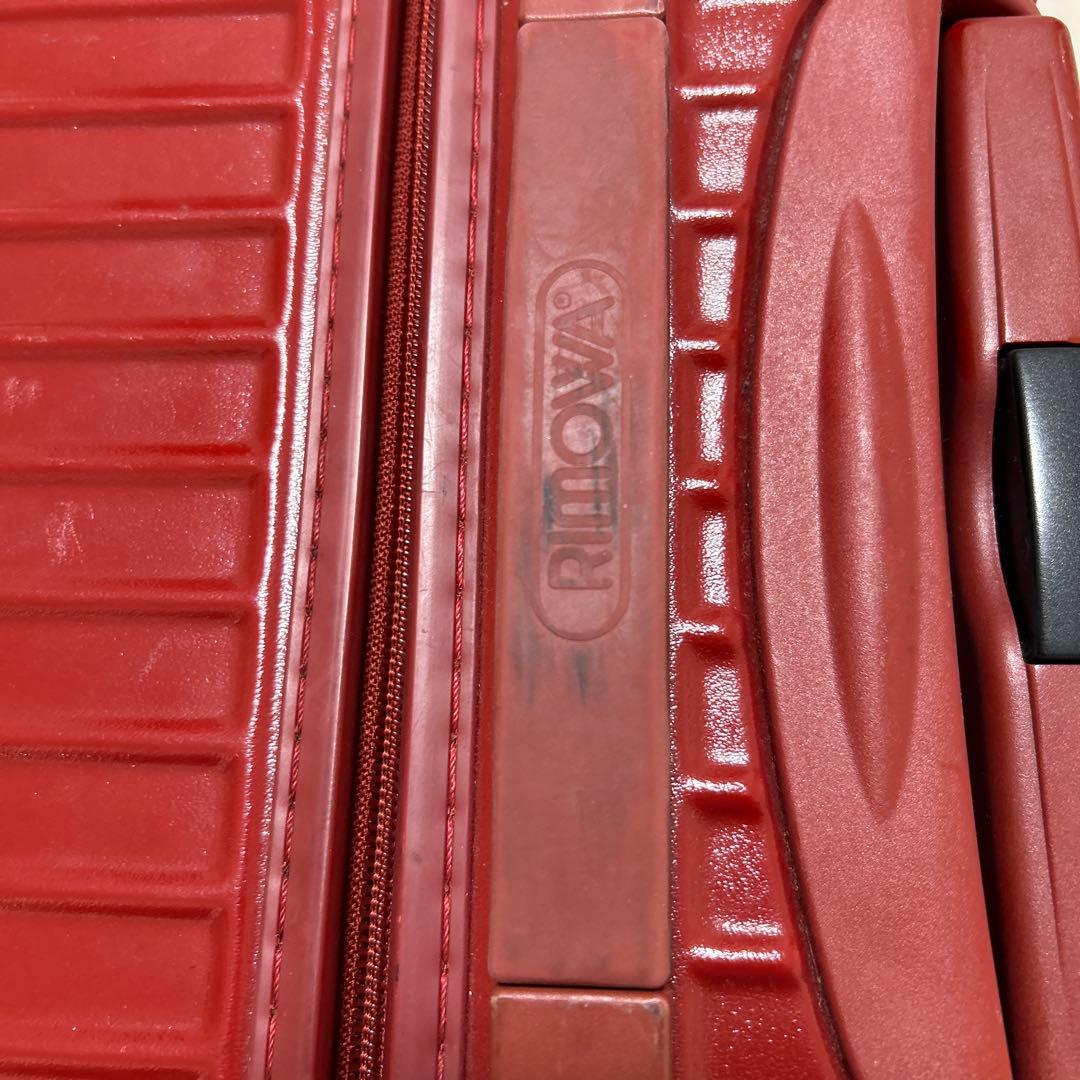 RIMOWA中型レッドキャリーケース