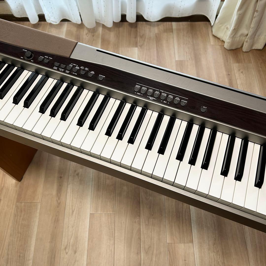 送料込み CASIO 電子ピアノ 88鍵盤 Privia PX-100