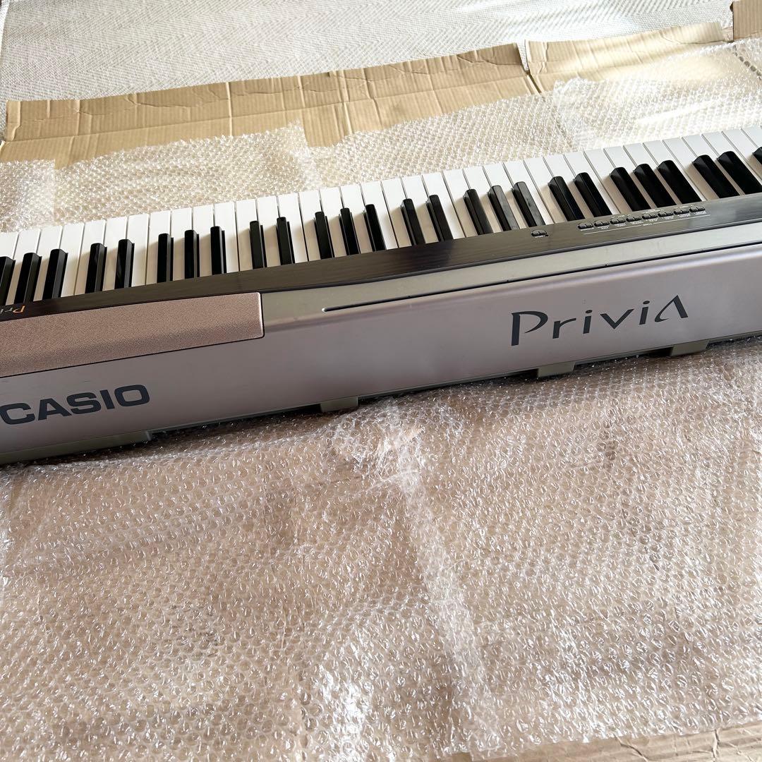 送料込み CASIO 電子ピアノ 88鍵盤 Privia PX-100