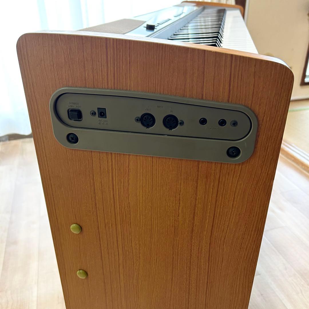 送料込み CASIO 電子ピアノ 88鍵盤 Privia PX-100