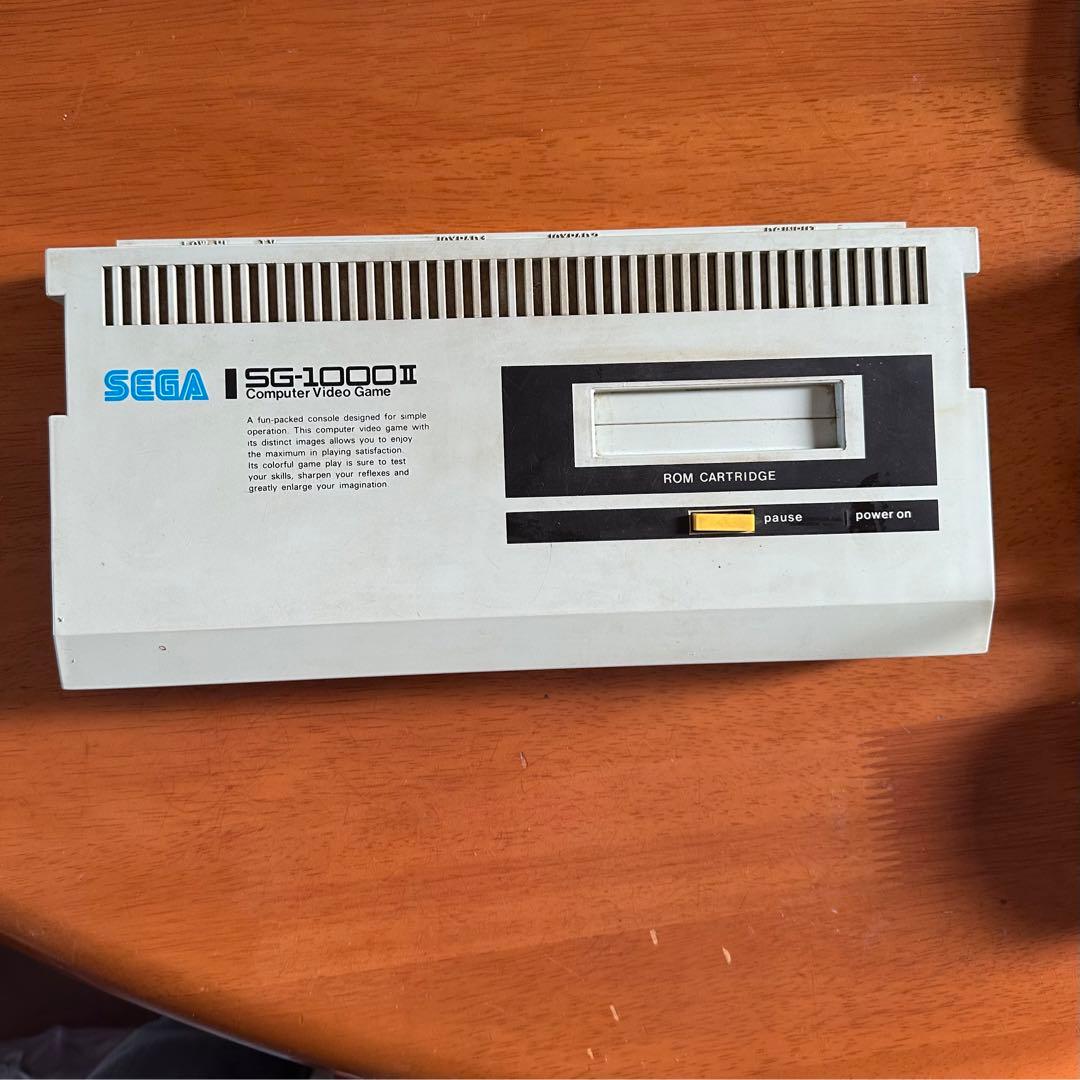 レトロゲーム SEGA SG-1000 II コンピュータビデオゲーム 本体