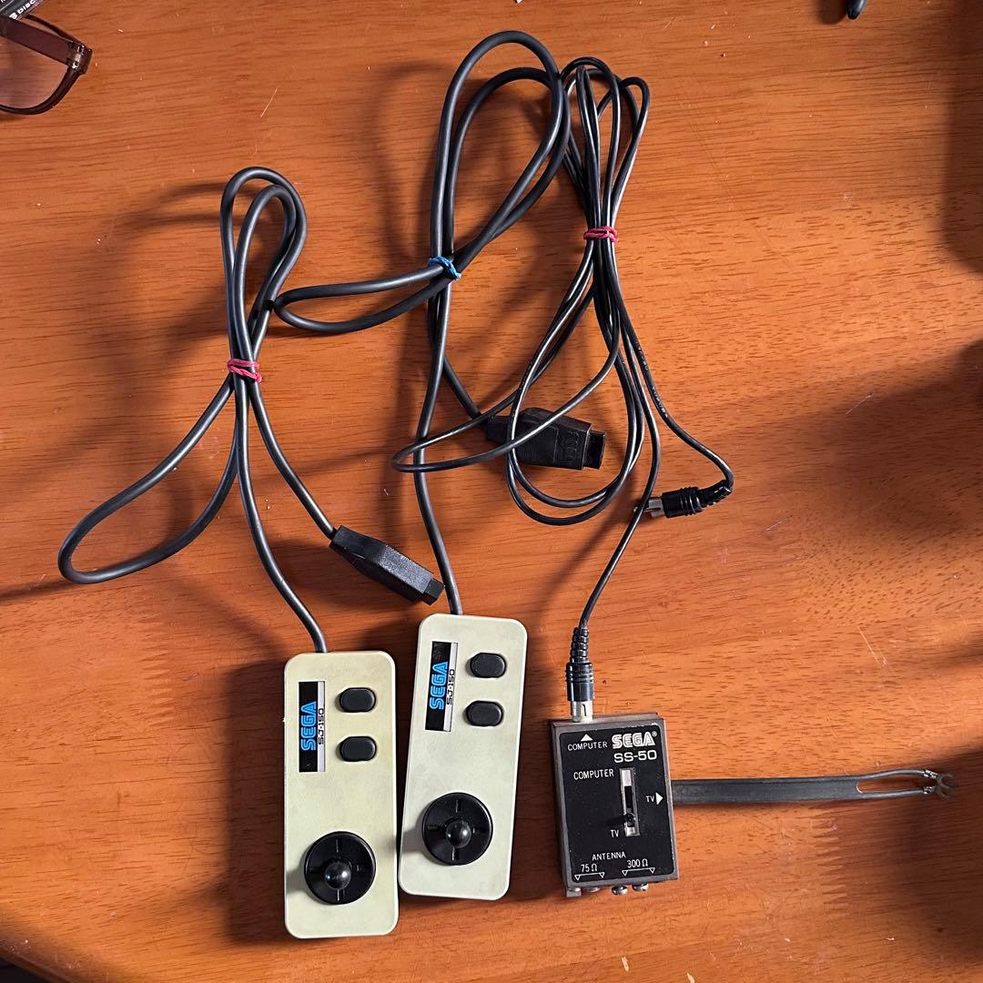 レトロゲーム SEGA SG-1000 II コンピュータビデオゲーム 本体