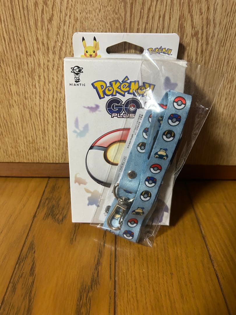 新品未開封　　限定ストラップ付き　Pokemon GO Plus +