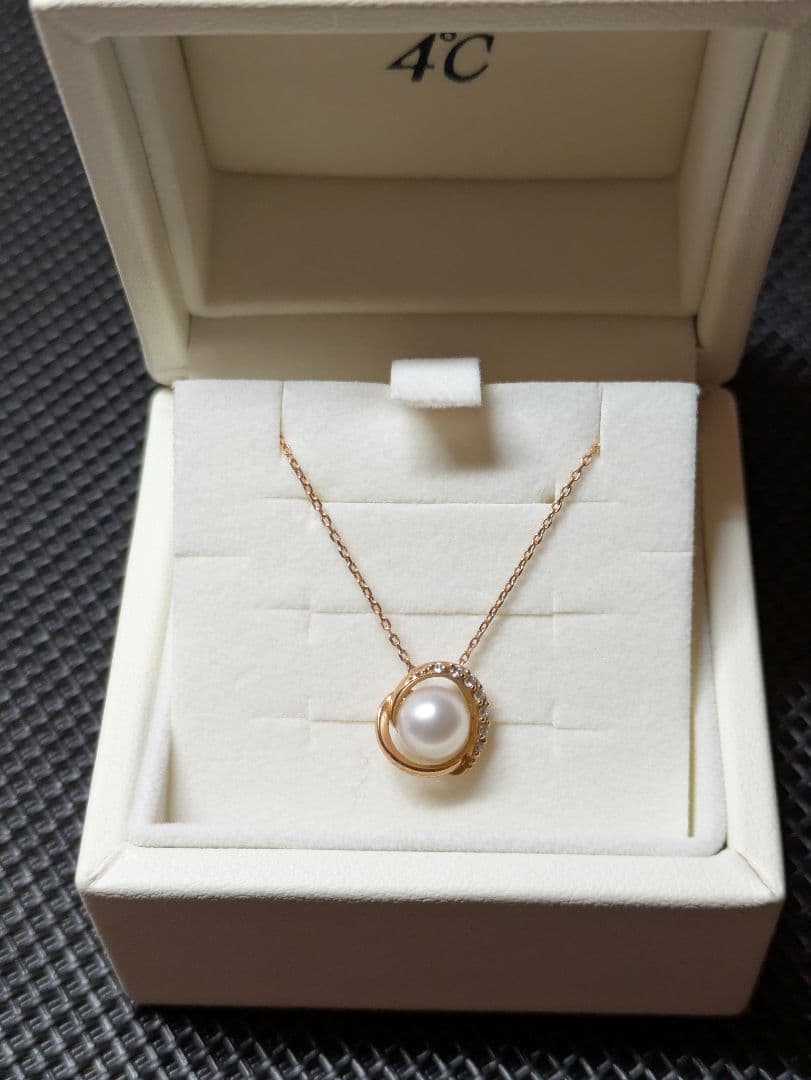 4°C 18k ネックレス