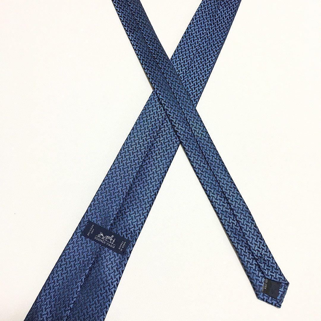 未使用級 H織りタイ ファソネH柄 エルメス HERMES ネクタイ ネイビー