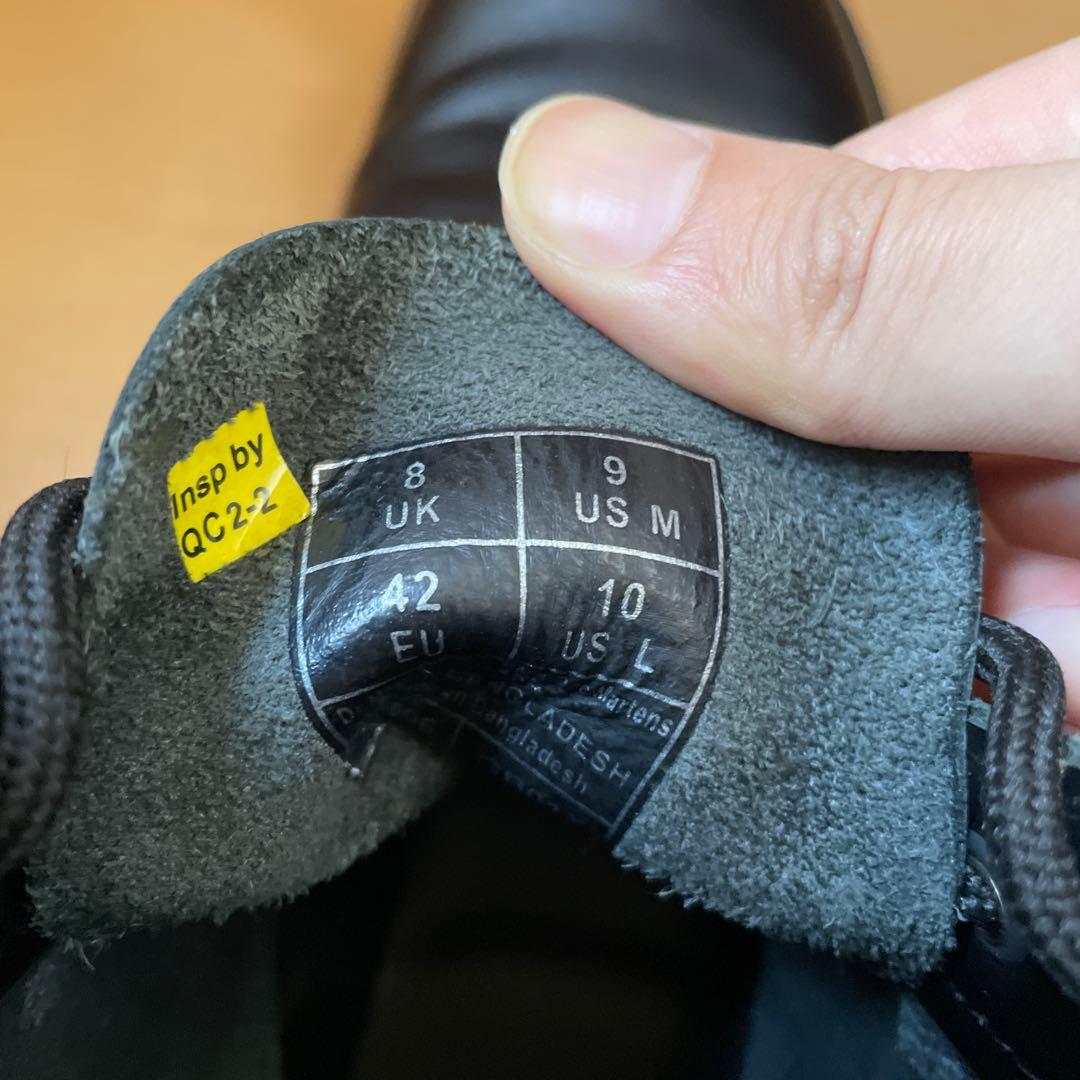 Dr.Martens MONO8ホールブーツ