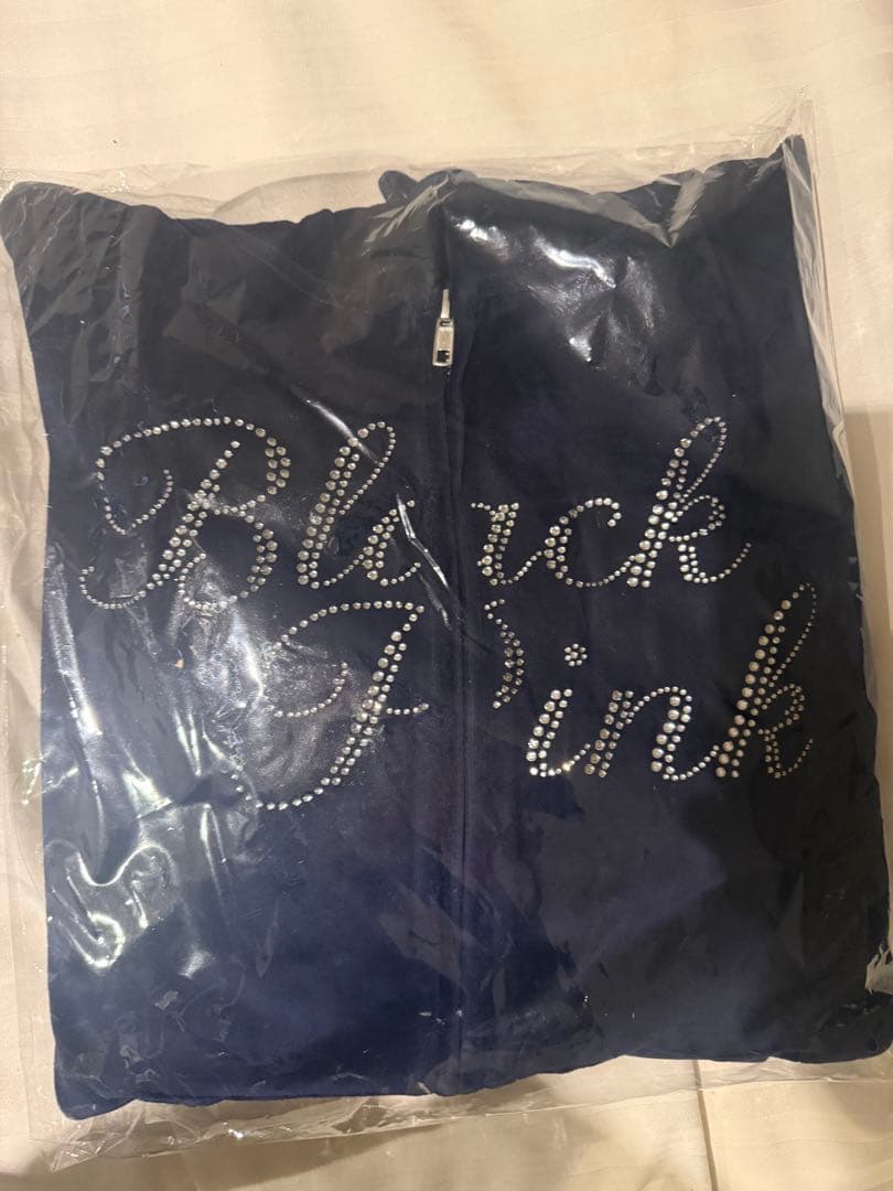 【新品未開封】BLACKPINK ベロアジップアップフーディー M ネイビー