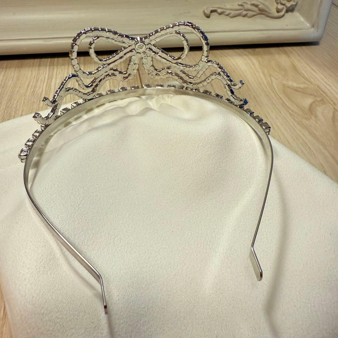 BLUMARINE 張元英ラインストーンクラウン正規品