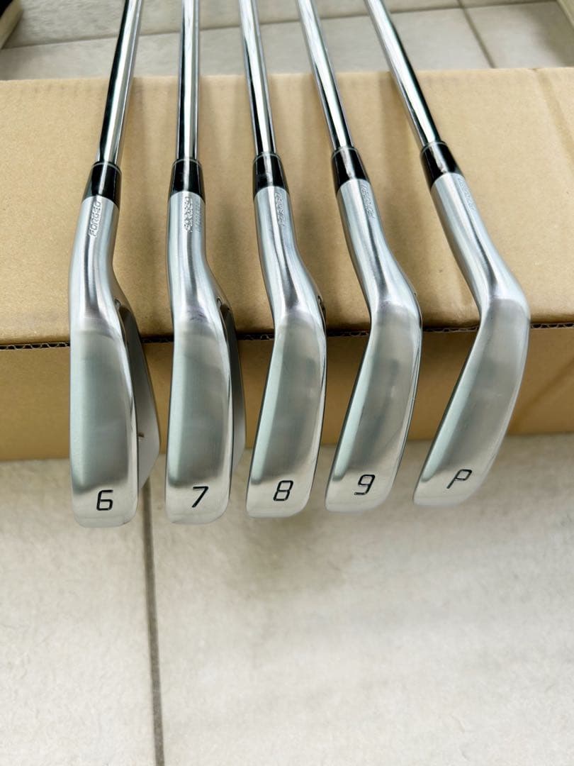 【極美品】フォーティーンTB-5 2025 アイアン 5本（6I-PW）