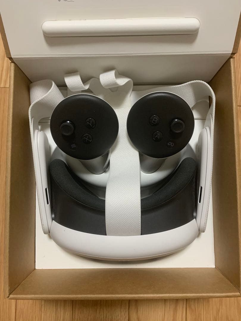  Quest 3 128GB VRヘッドセットとその他