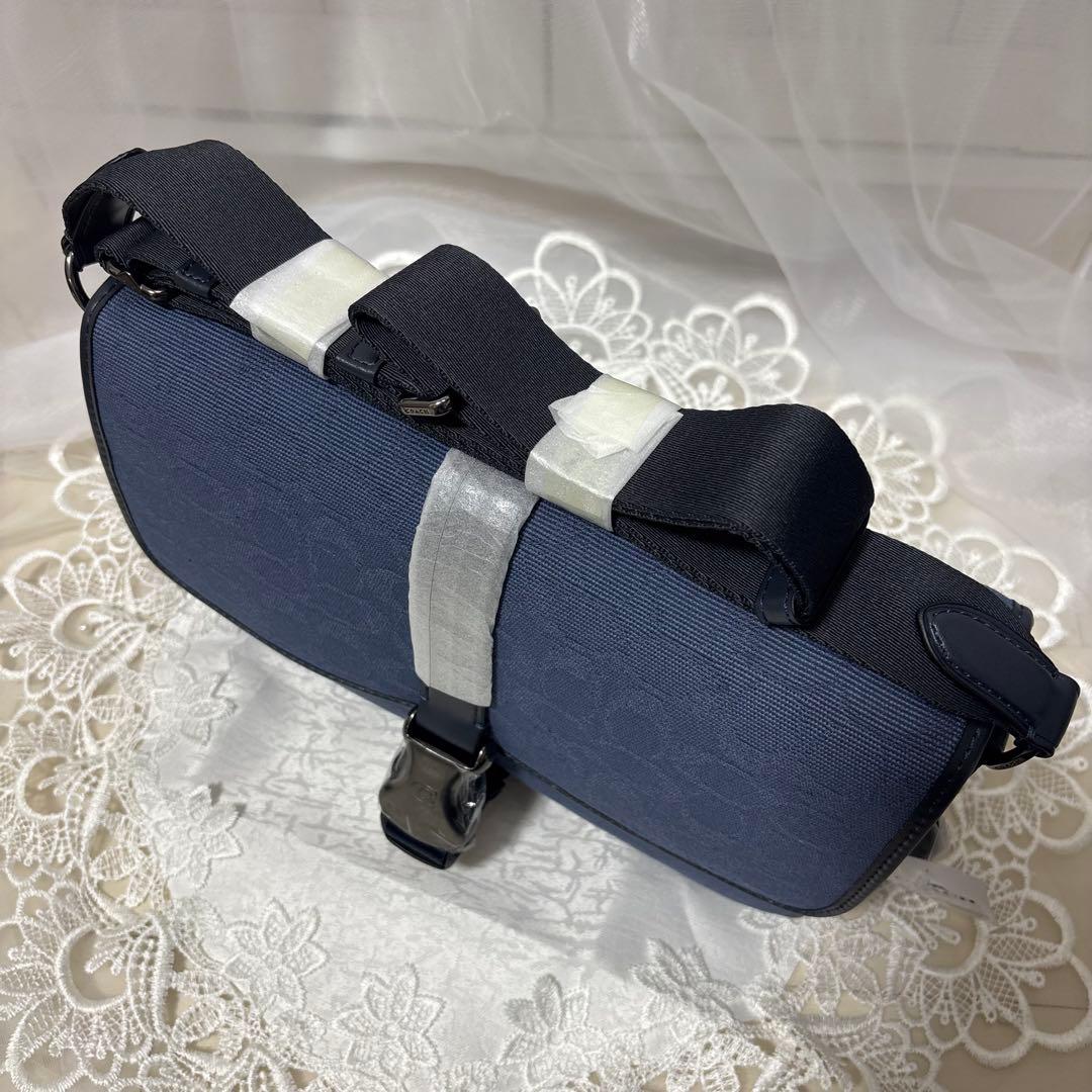 【セール！！】【再掲載】コーチリーグメッセンジャーバッグ シグネチャー