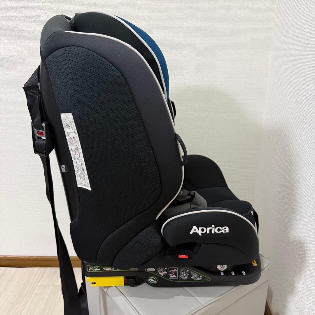 美品 Aprica チャイルド&ジュニアシート ISOFIX フォームフィット