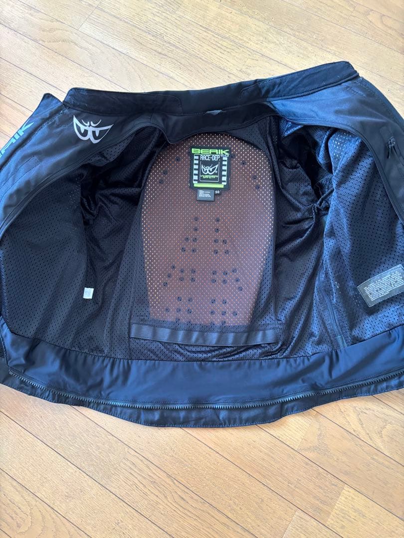 BERIK バイクレザージャケット 50サイズ