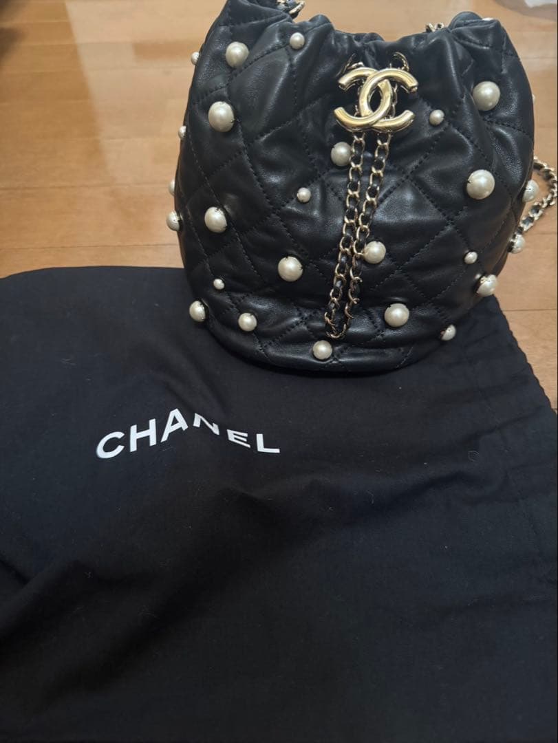 CHANEL 大人気パール　バニティバッグ　大きいサイズ