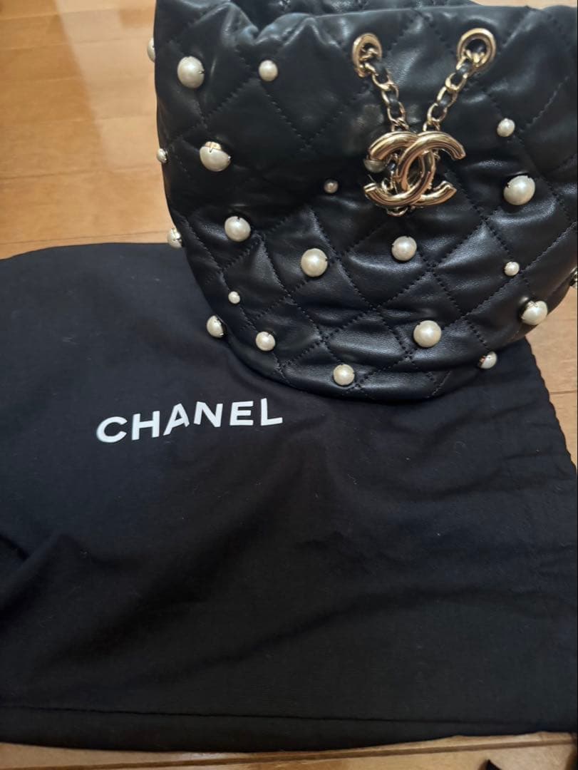 CHANEL 大人気パール　バニティバッグ　大きいサイズ