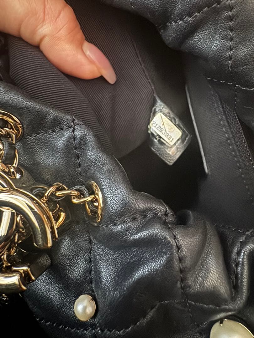 CHANEL 大人気パール　バニティバッグ　大きいサイズ