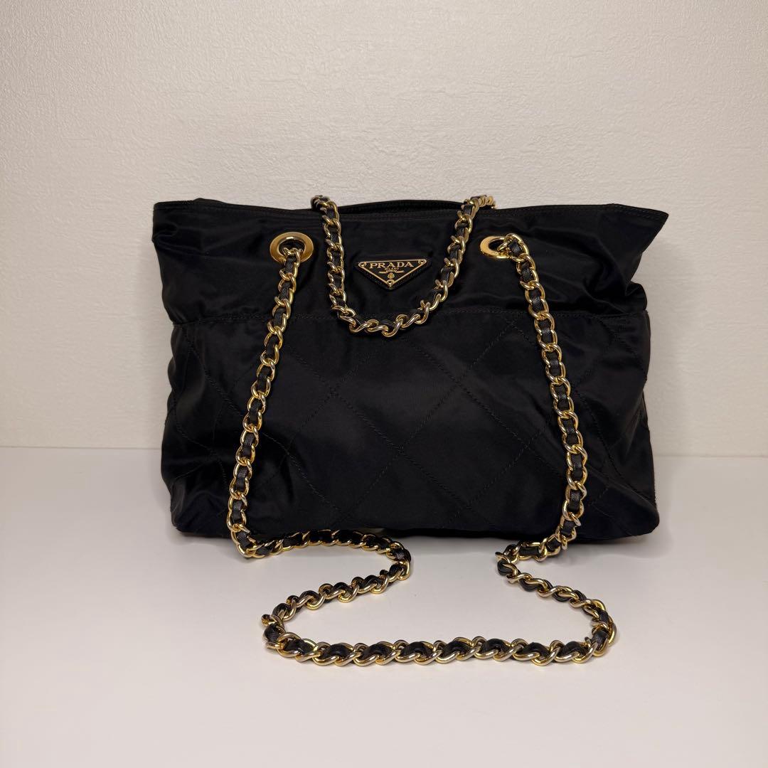 PRADA チェーンショルダーバッグ キルティング ナイロン プレート