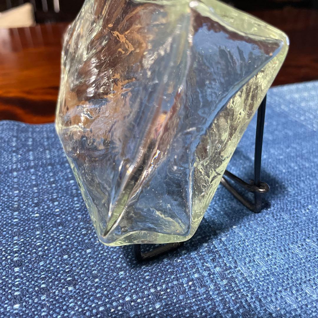 倉敷手吹カットガラス 四角形ボトル ボール型キャップ