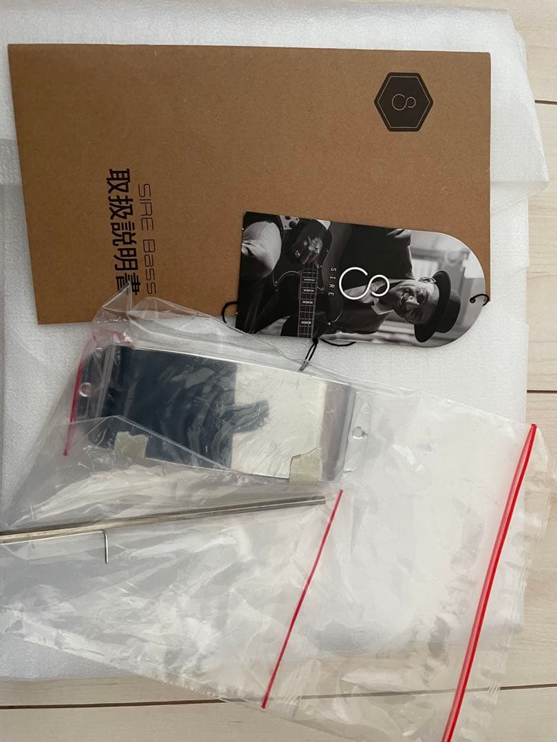 sire 5弦ベース　レフティ