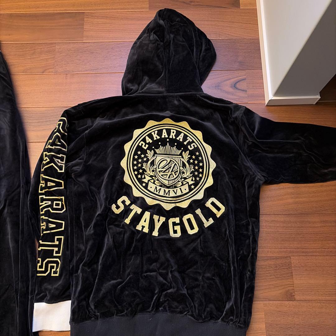 24KARATS ベルベット フード付きジャージ　ショートパンツ２枚