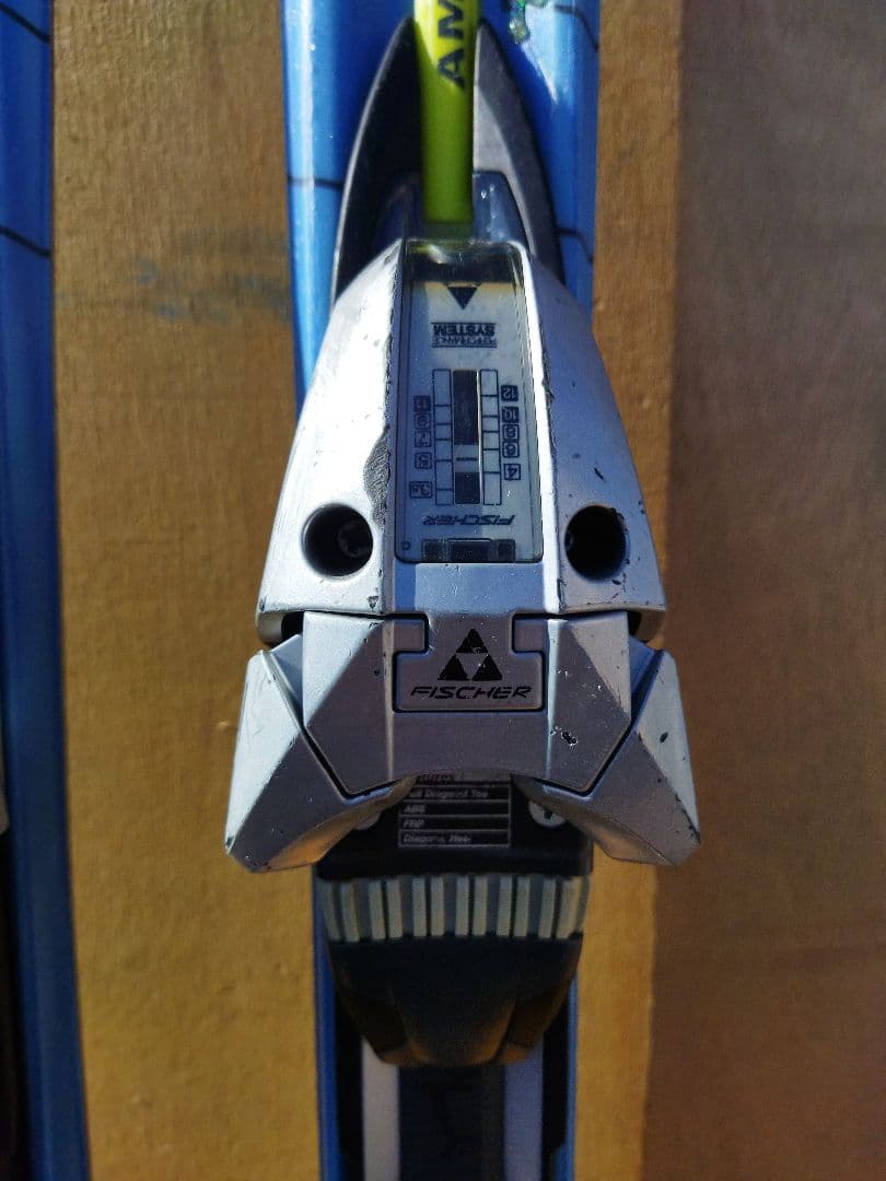 ヒロ　フィッシャー　Fischer AMC CHASSIS 700 スキー