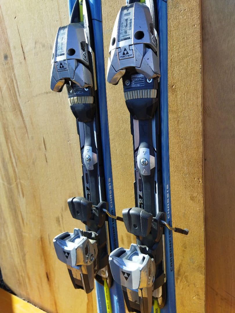 ヒロ　フィッシャー　Fischer AMC CHASSIS 700 スキー