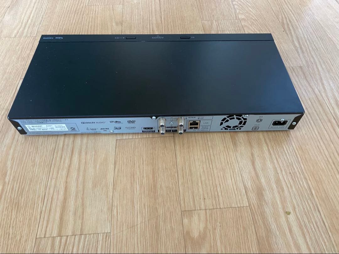 2020年製 シャープ「アクオス・ブルーレイ」