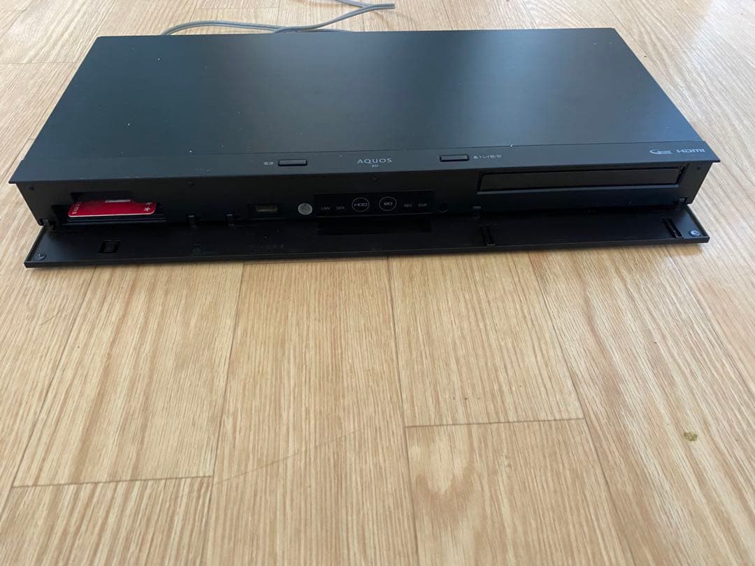 2020年製 シャープ「アクオス・ブルーレイ」