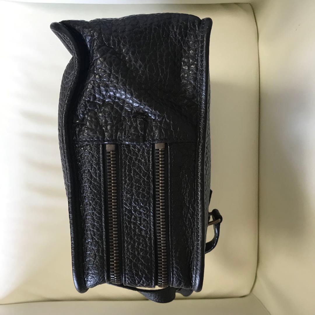 PRADA ヴィンテージ加工 レザーバッグ