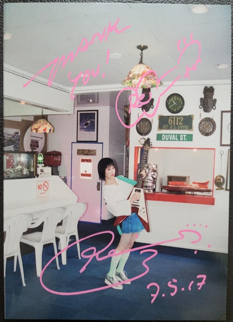 Rei『CRY』初回限定生産盤（CD＋Music Book）直筆サイン入り・廃盤