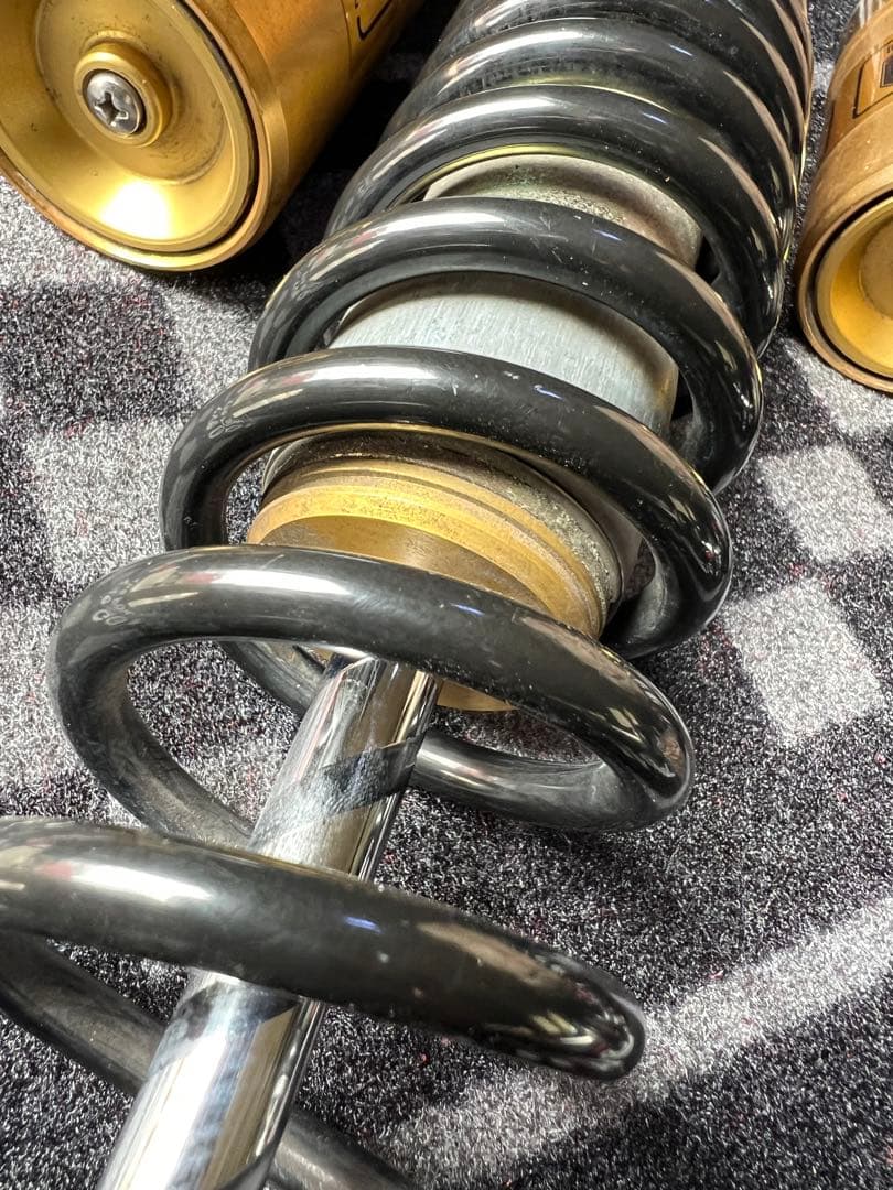 GS400E GSX400E オーリンズ リアサスペンション