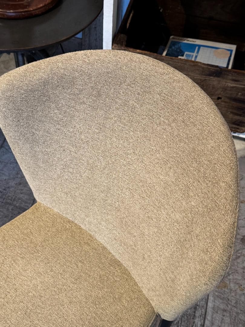 モデル展示 未使用品 ダイニングチェア２脚セット サンドベージュ布地CHERRY