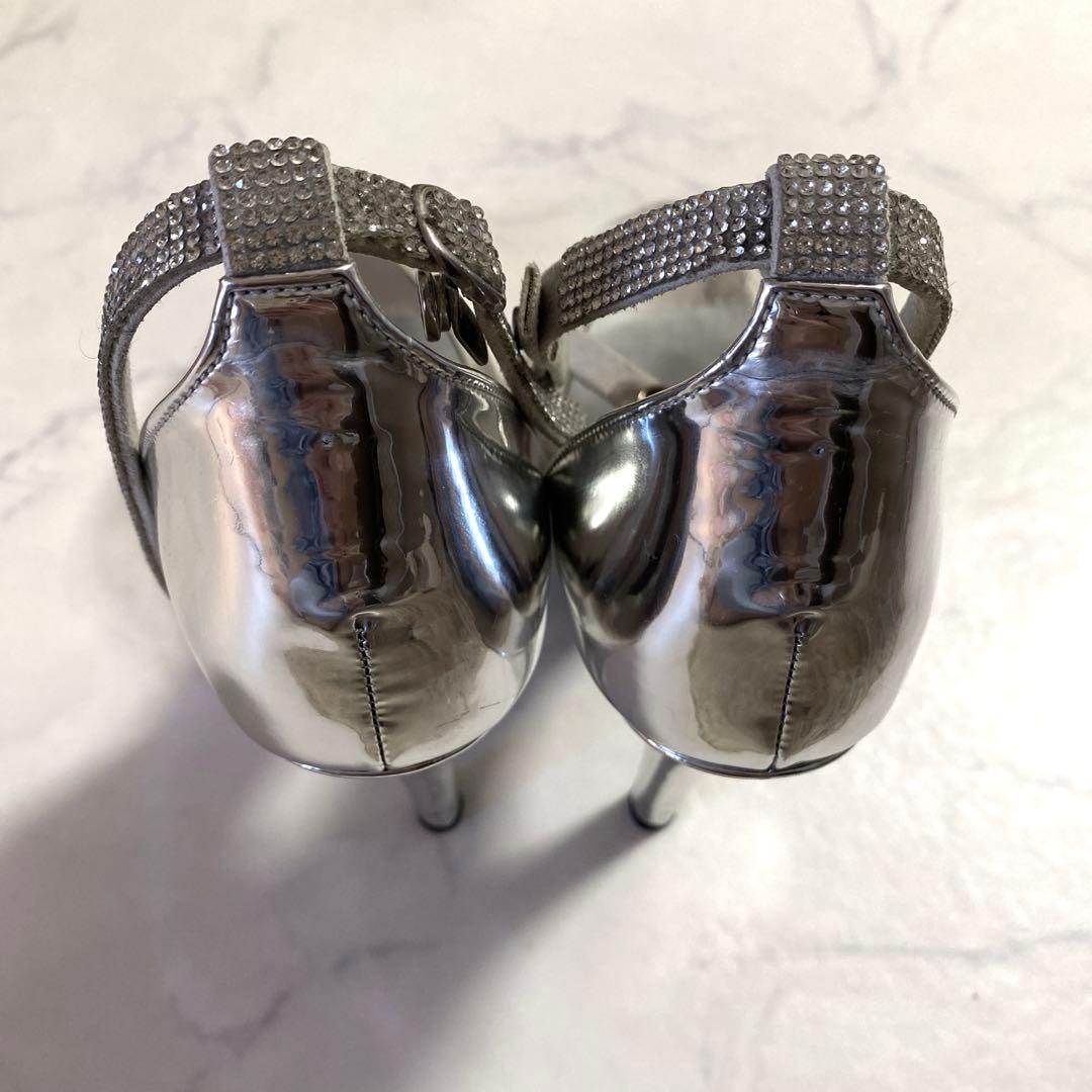 【美品正規品】ベストボディジャパン公式ヒールシルバー